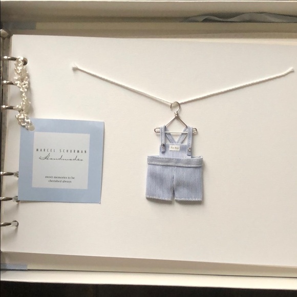 Scrapbook for a baby boy - Picture 3 of 5